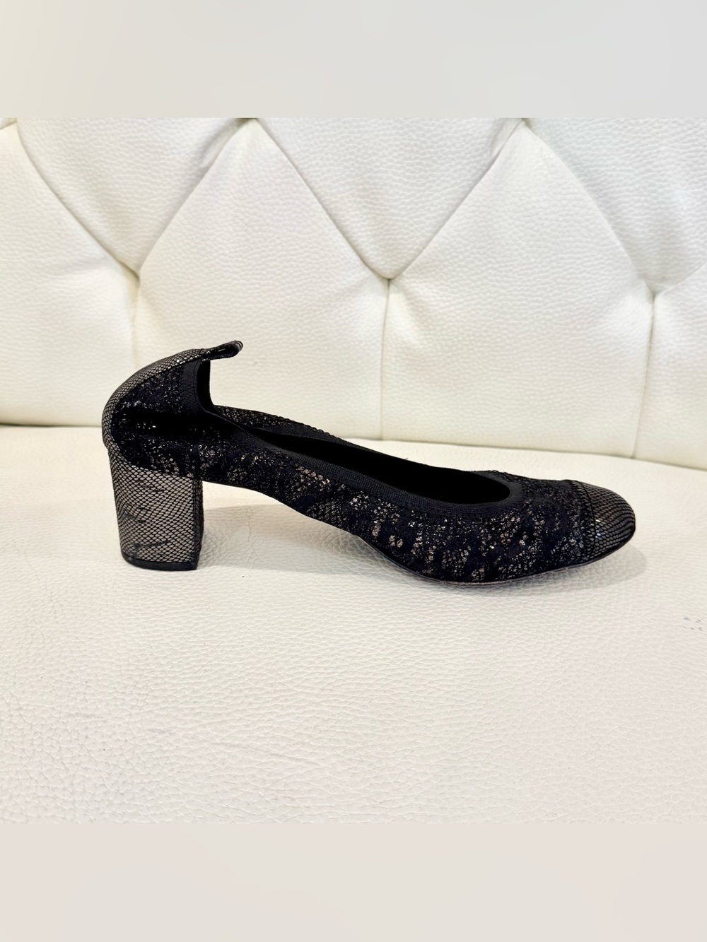 Chanel Pumps - Picture 3 of 8